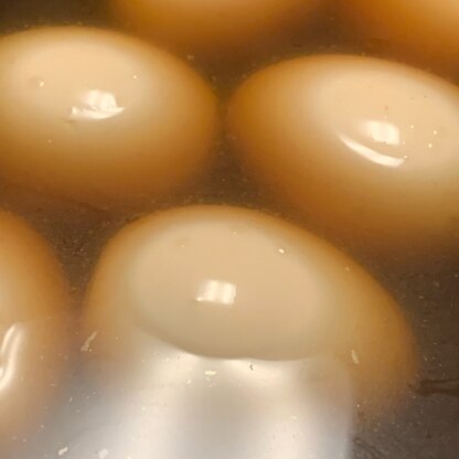 おせちにゆで卵を入れようと作らせていただきました。漬け汁からして美味しそうな匂いです！ありがとうございました！